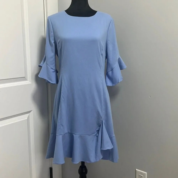 Gianni Bini || Ruffle Sleeve Mini Dress size M - Picture 1 of 7